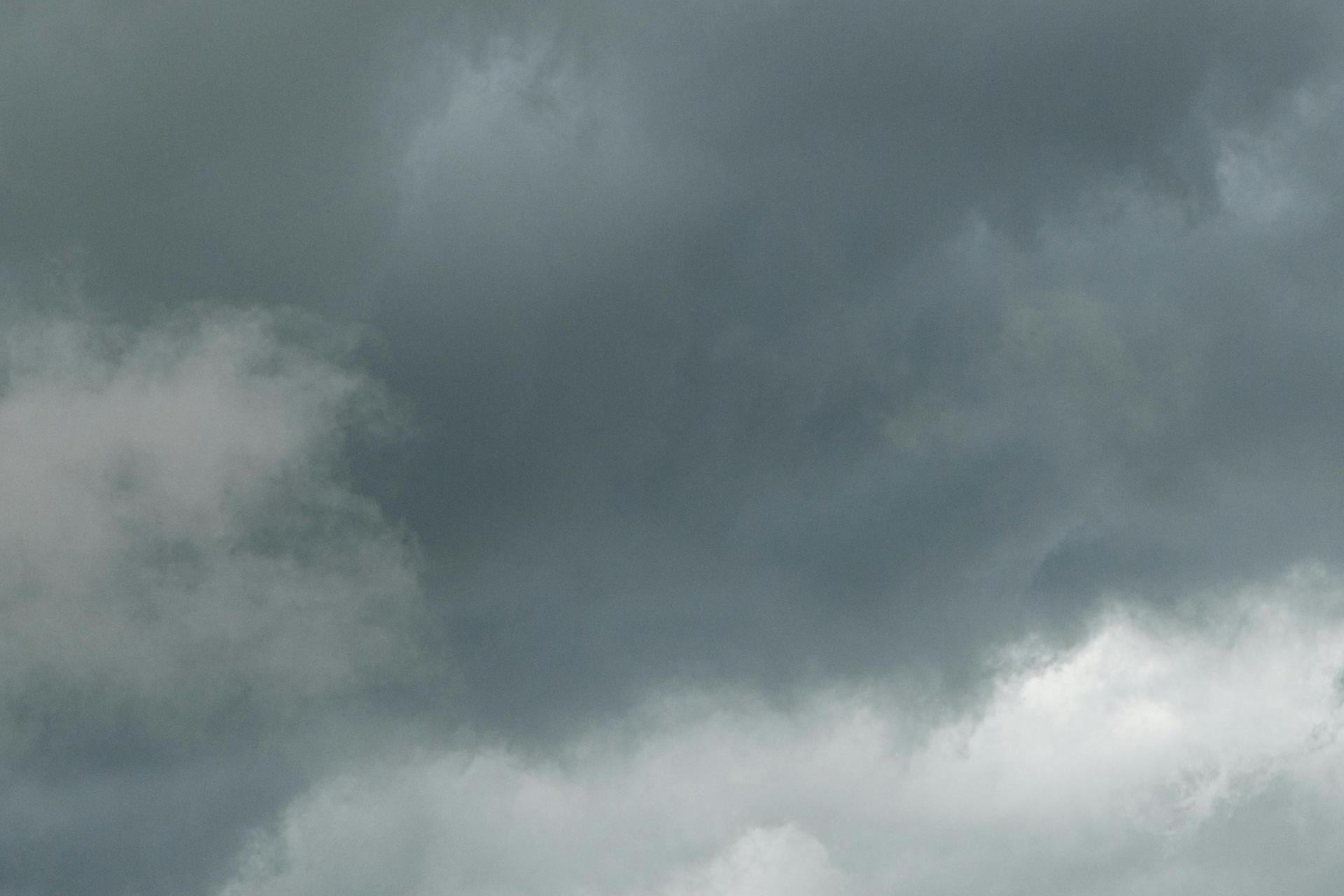 Wtorek w Małopolsce będzie pochmurny. Miejscami może spaść deszcz ze śniegiem