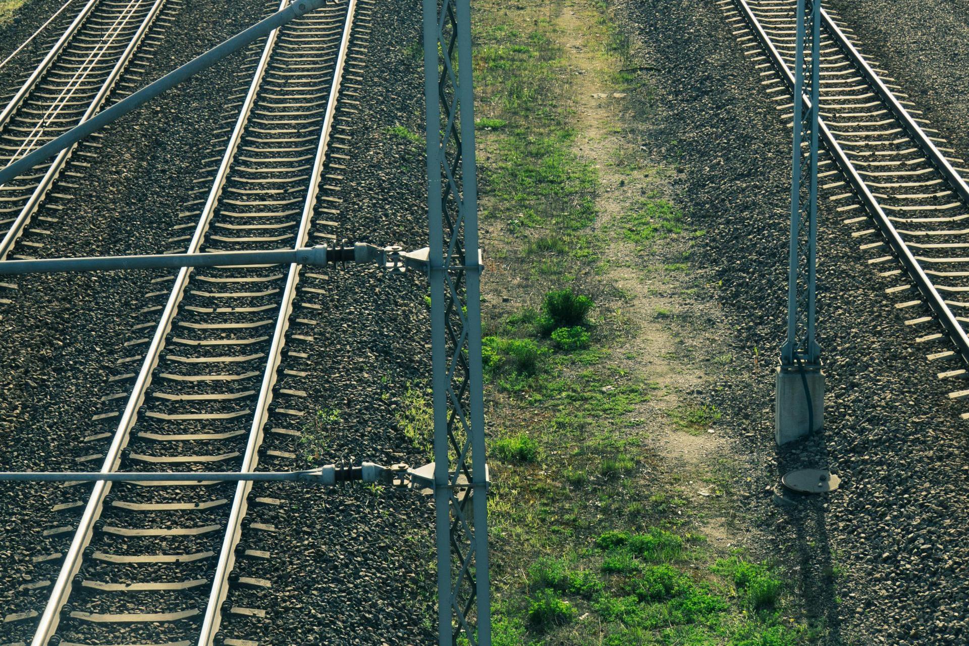 Awaria na kolei. Spore opóźnienia pociągów na trasie Katowice - Kraków