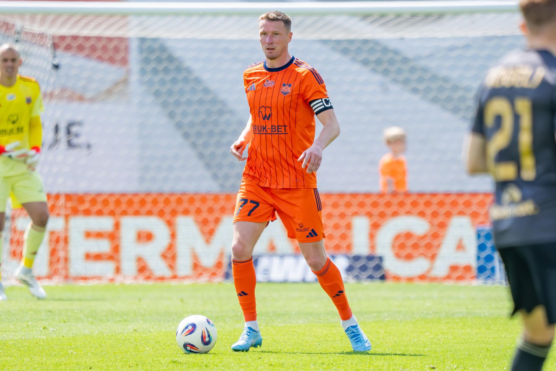 Bruk-Bet walczy o ligowe punkty w Lubinie. Relacja LIVE