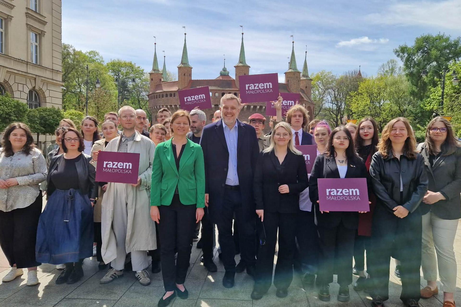 Zandberg w Krakowie: mniejsze grupy w przedszkolach zamiast likwidacji placówek