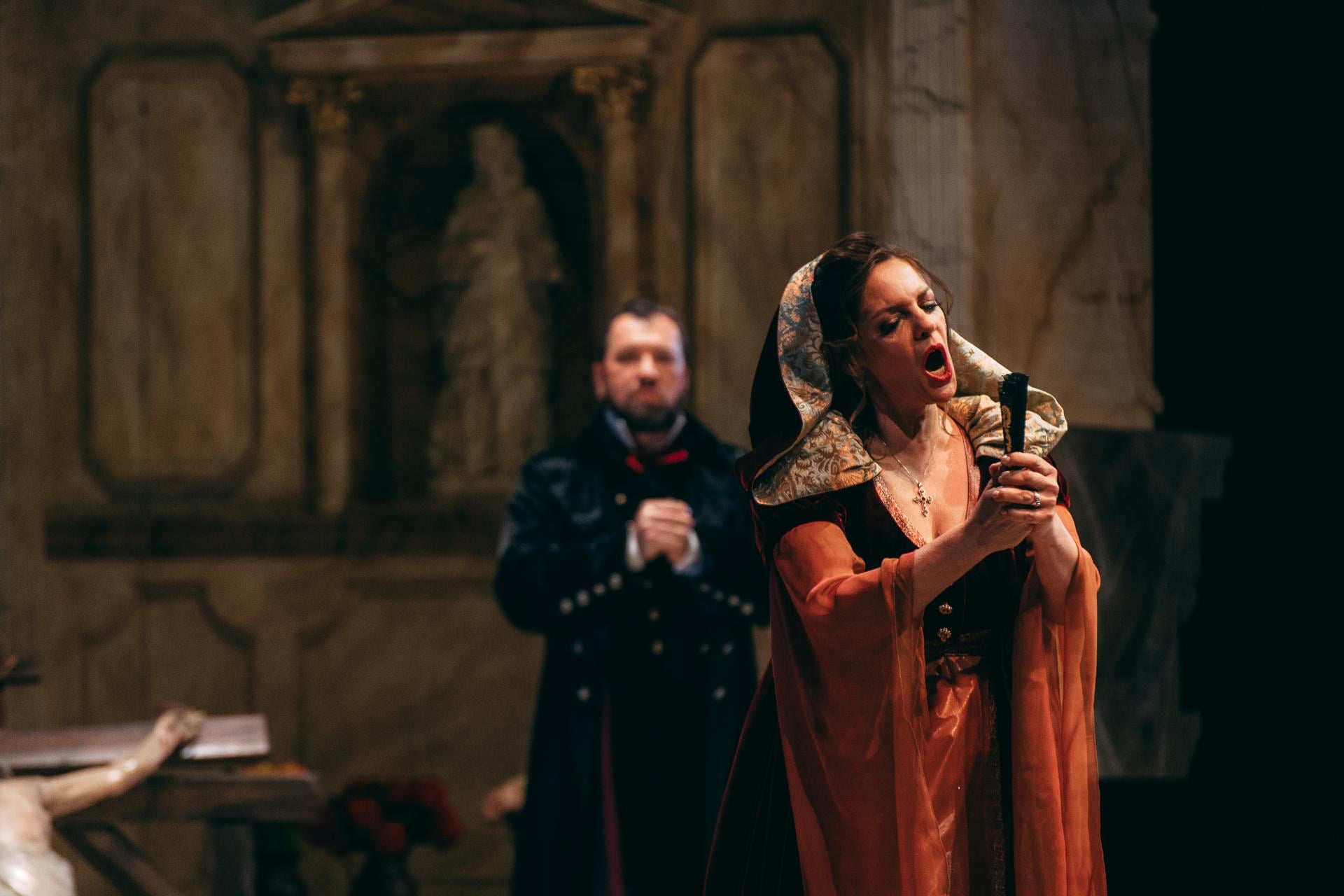 ?Tosca? w Operze Krakowskiej: triumf śpiewaków, niedosyt inscenizacji