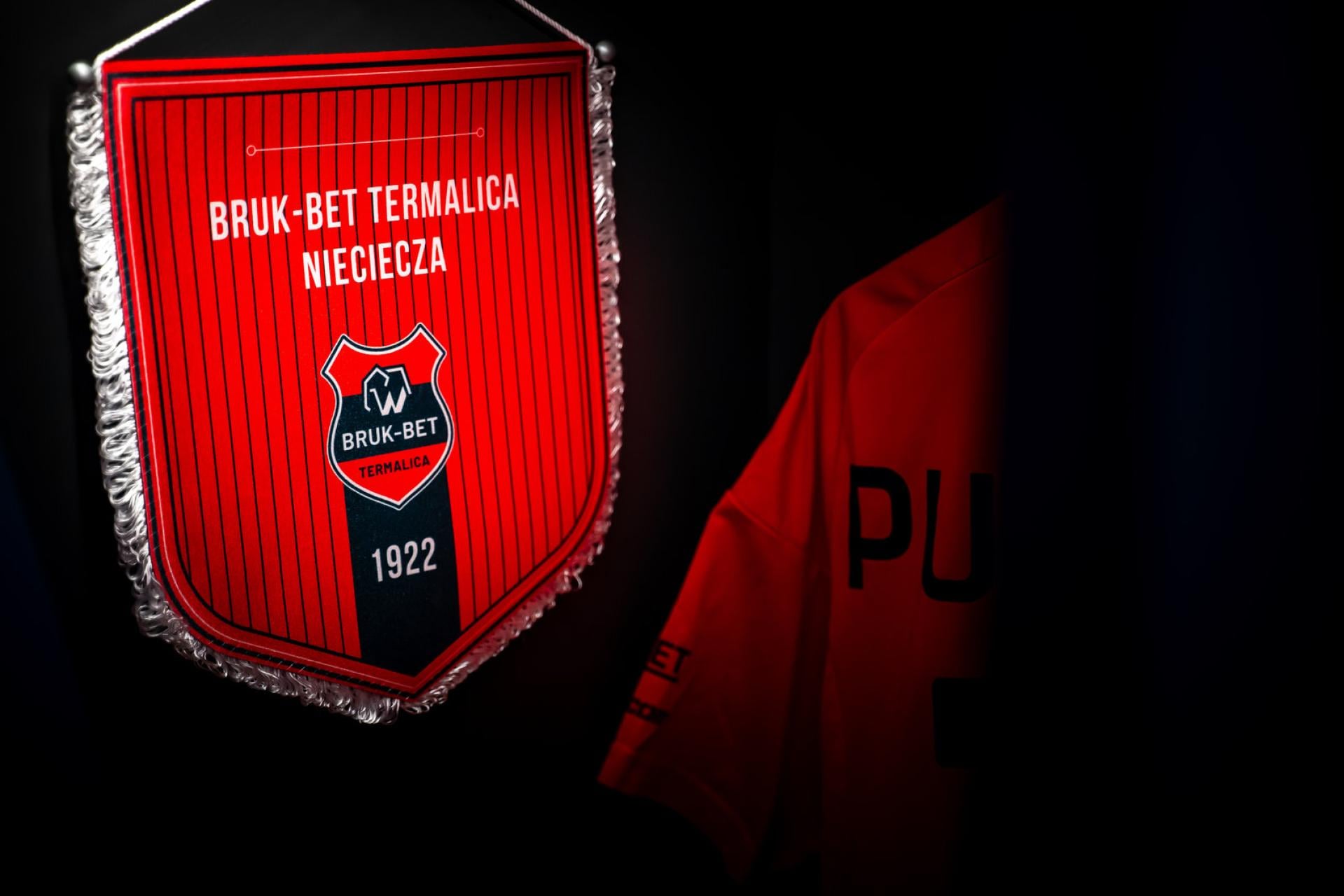 Mecz z Legią na pożegnanie ekstraklasy . TRANSMISJA I OPIS MECZU BRUK-BETU