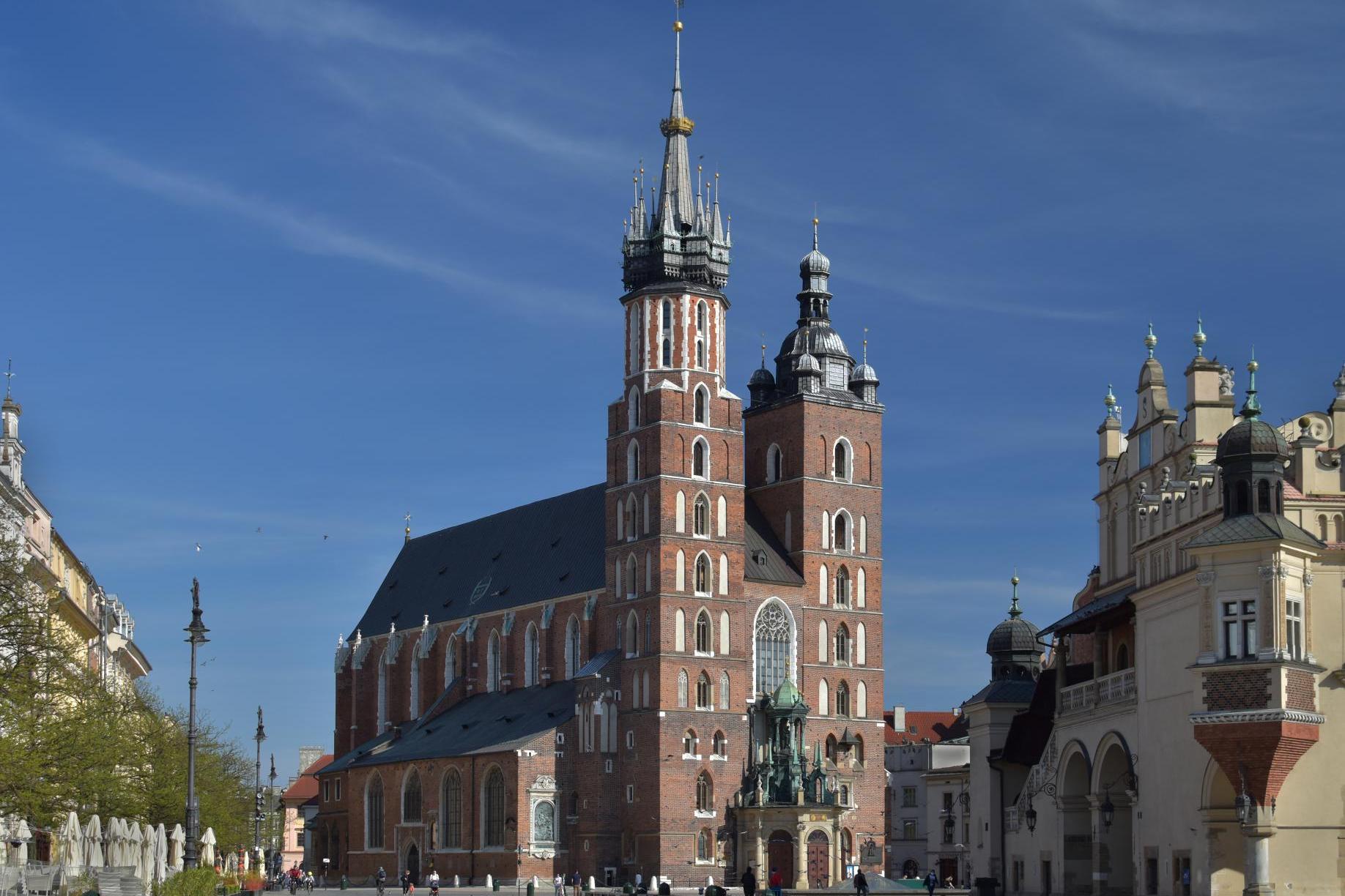Komisja zbada zarządzanie majątkiem parafii mariackiej w Krakowie