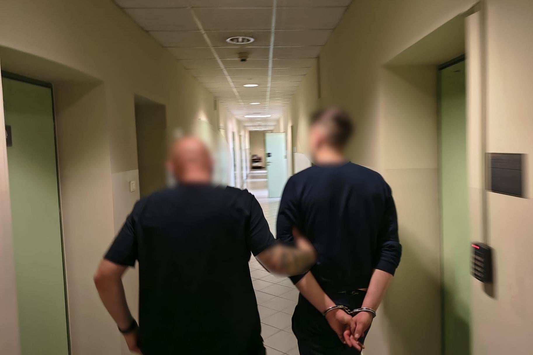 Policja zatrzymała oszustów. Krakowianka straciła setki tysięcy złotych