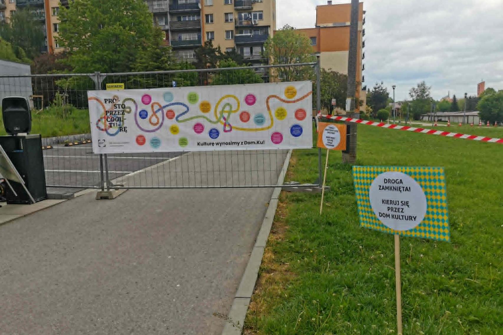 W Tarnowie zamkną popularny skrót. Przez tydzień piesi będą przechodzić przez... dom kultury