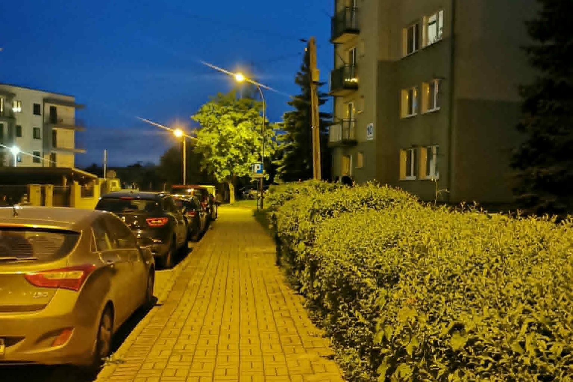 ?Wreszcie jest jasno?. Lampy wróciły na osiedle Kolejowe w Tarnowie