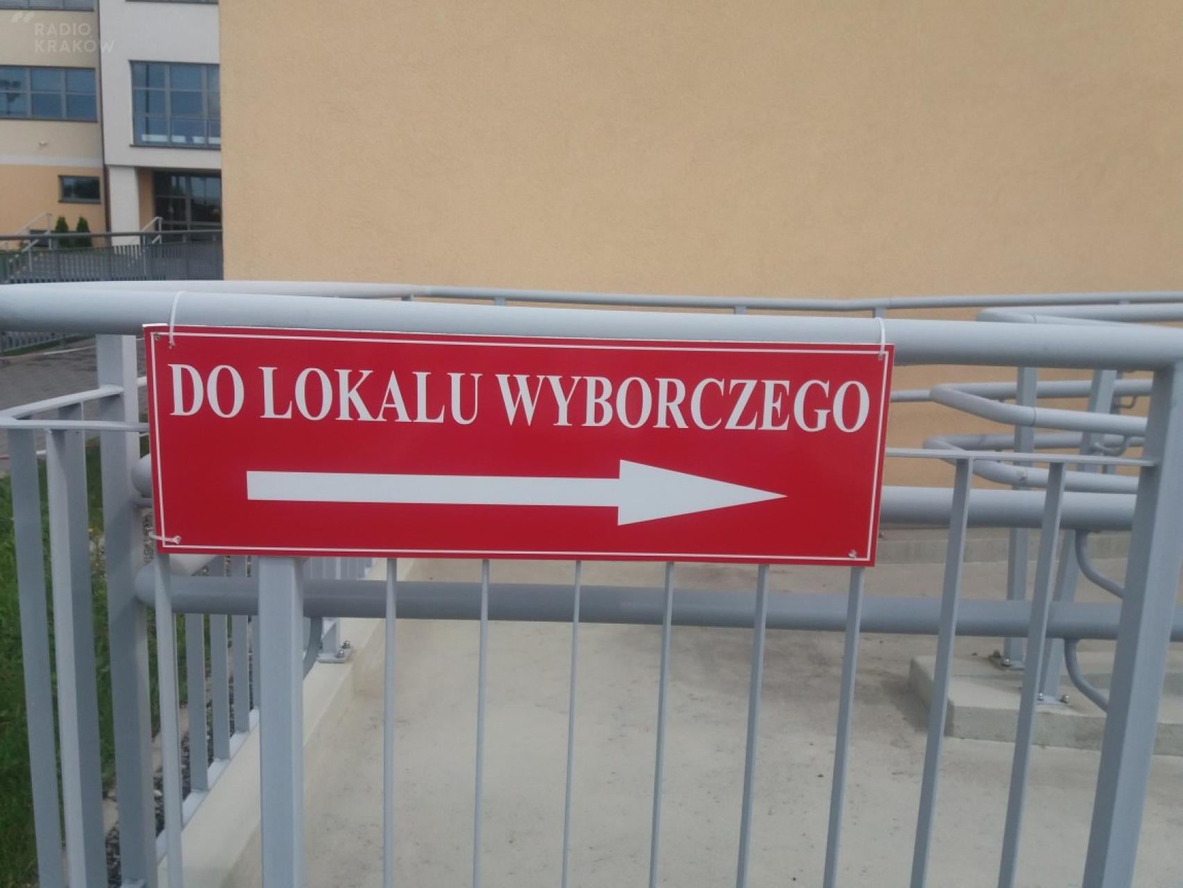 Ponad dwa tysiące osób dopisało się do głosowania w Krakowie. Efekt referendum?
