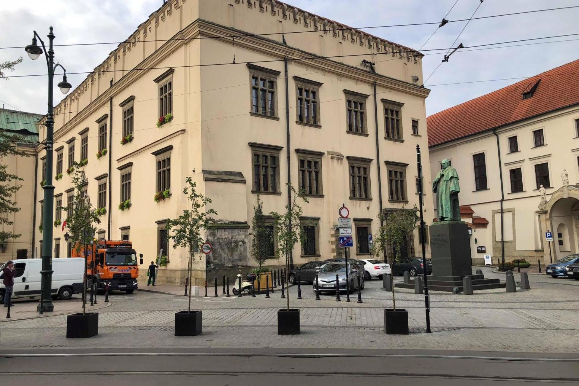 "Kraków dla Mieszkańców" zawiadamia prokuraturę. Chodzi o umowy z mecenasem Kociołkiem