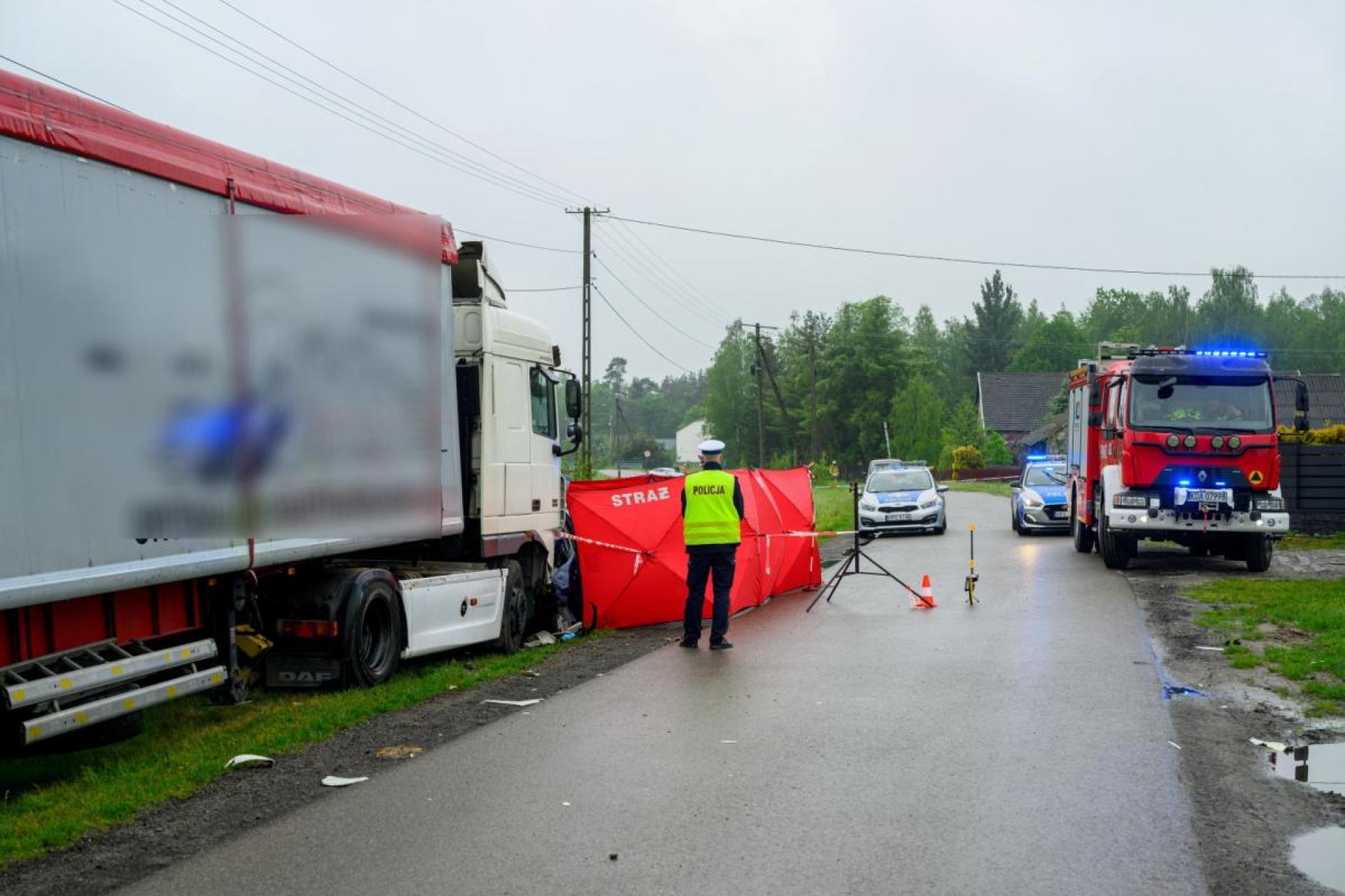 Prokuratura wyjaśnia okoliczności tragicznego wypadku w Smykowie