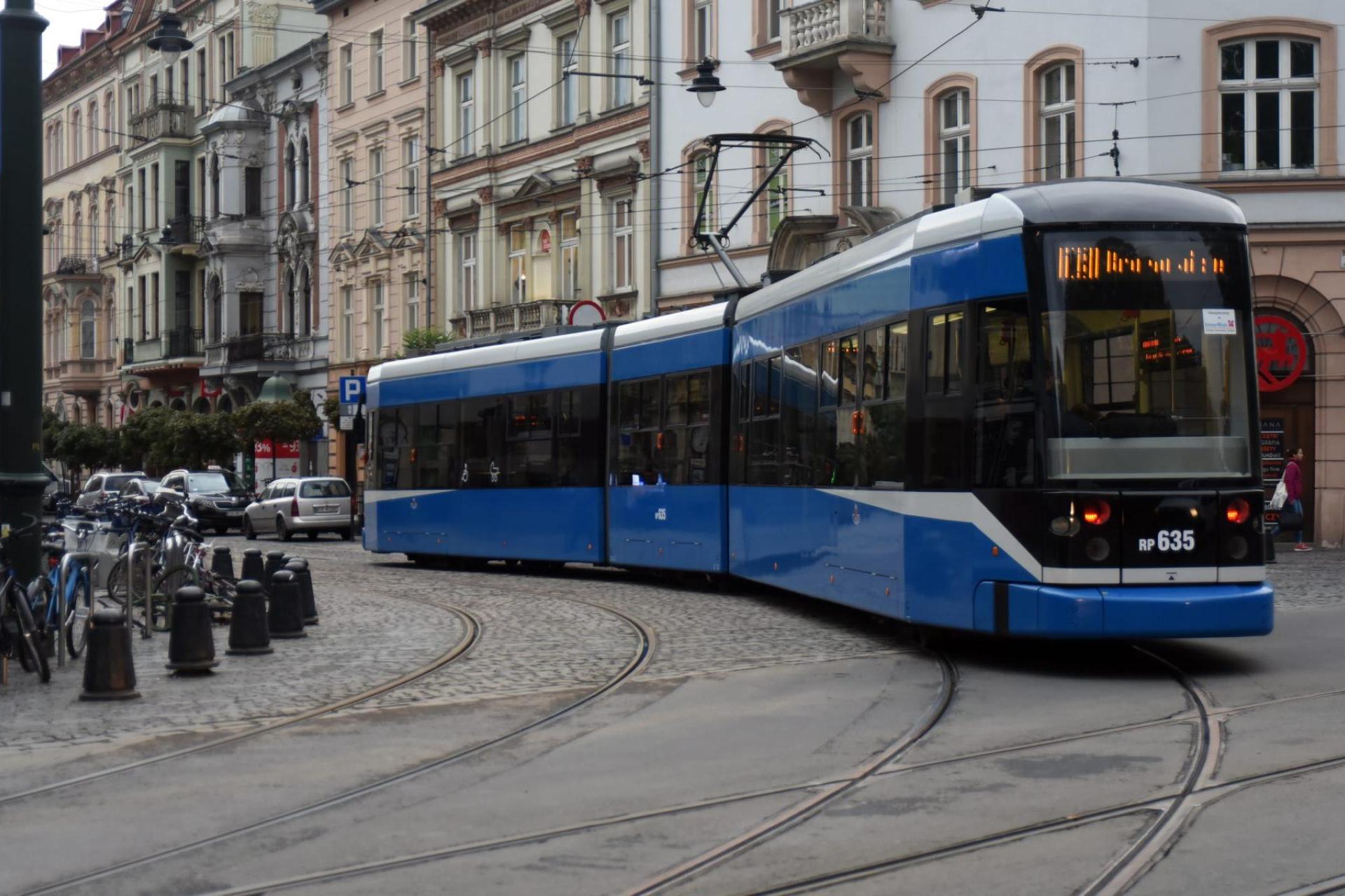 Zmiany w ruchu przy ul. Karmelickiej. Kraków przygotowuje teren pod przebudowę pod Bagatelą