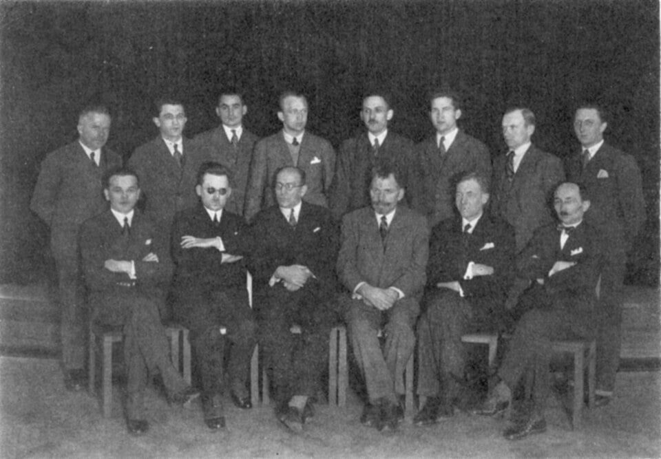 Nauczyciele Polskiego Gimnazjum w Bytomiu , rok 1932 (fot. Wikipedia)