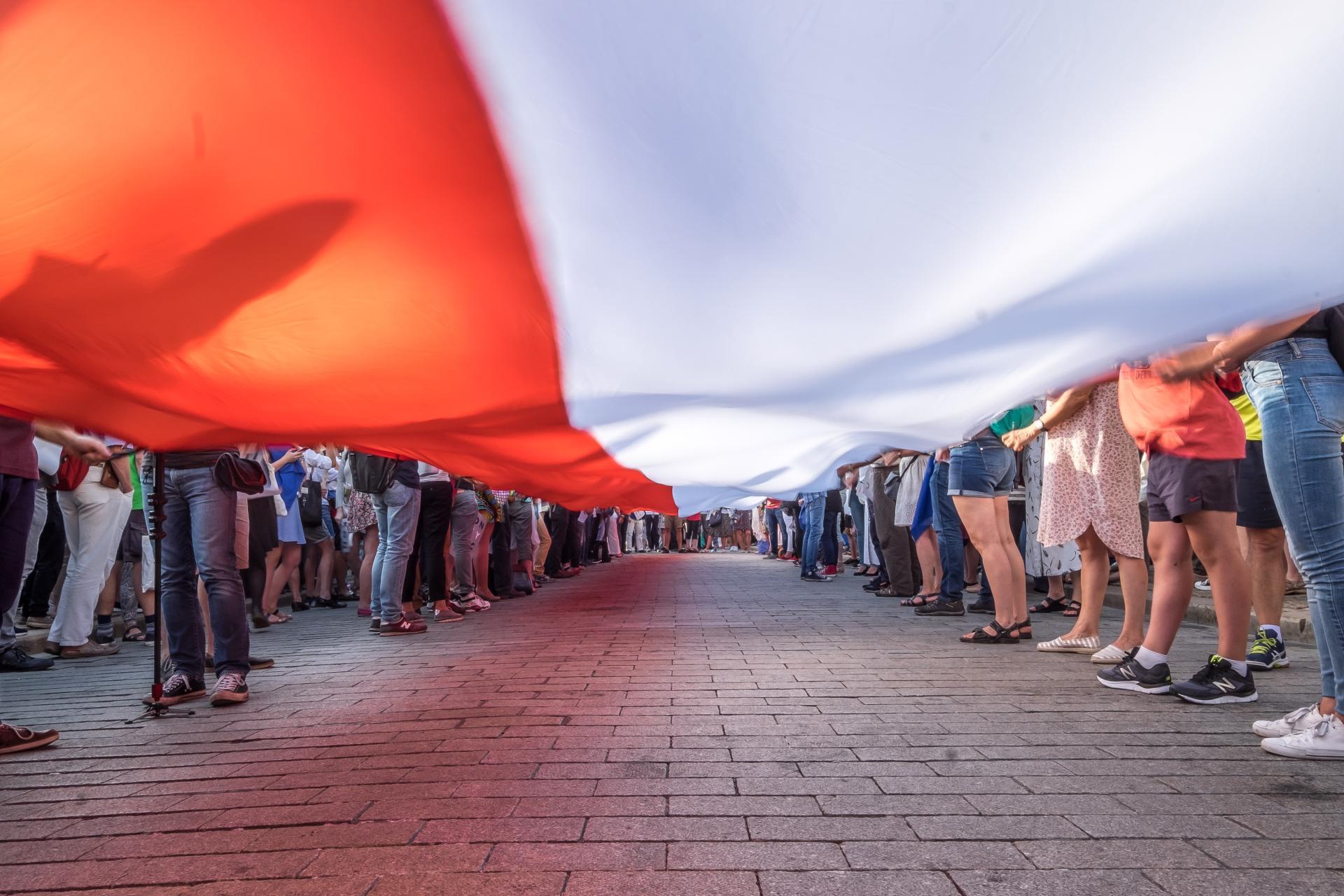 "Mam 25 lat i nie pamiętam komunizmu". Czy 4 czerwca pozostało istotny dla młodych Polaków?