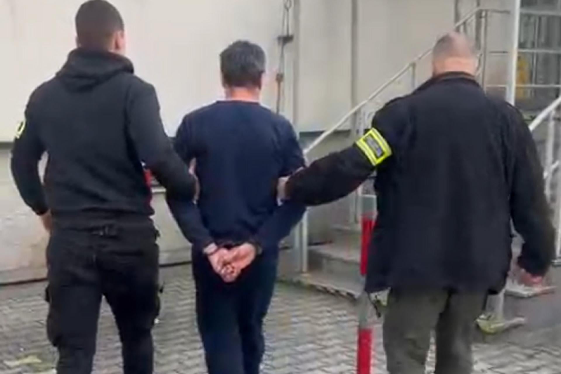 Potrącił kobietę na pasach i uciekł. Policja zatrzymała 32-latka