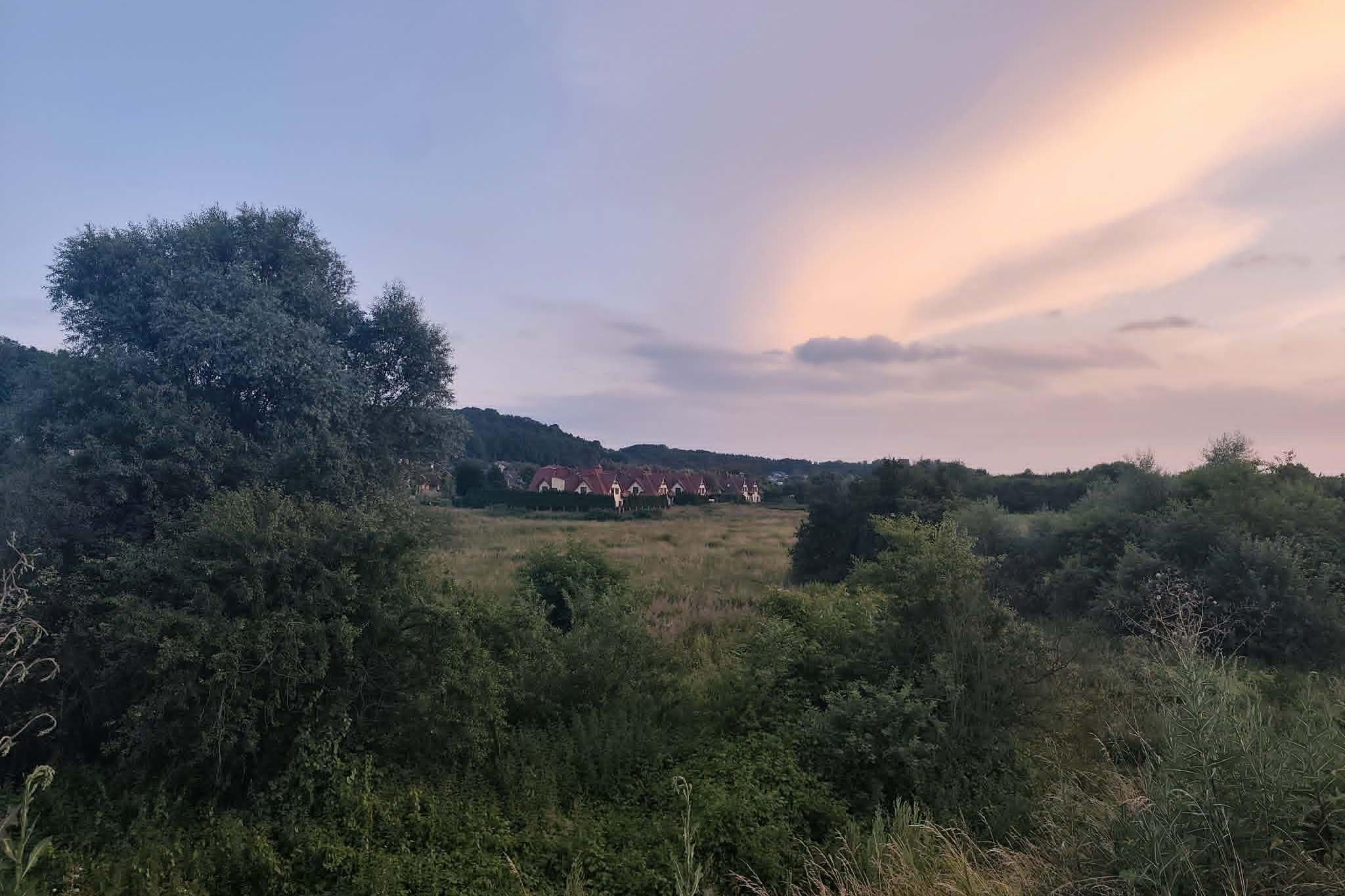 Na tej działce mają powstać apartamenty/ Fot. Natalia Ertman.