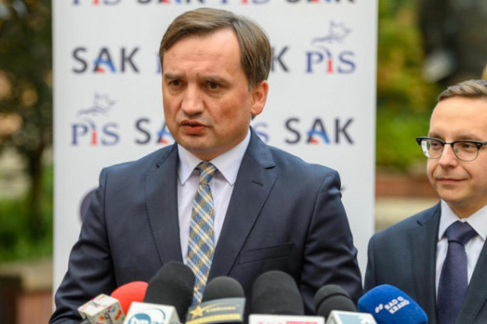 Jest wniosek o ekstradycję b. ministra sprawiedliwości Zbigniewa Ziobry ze Stanów Zjednoczonych