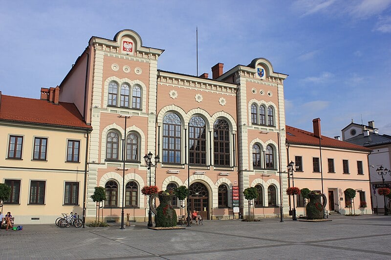 Rynek w Żywcu (fot. Andrzej Otrębski/Wikipedia)
