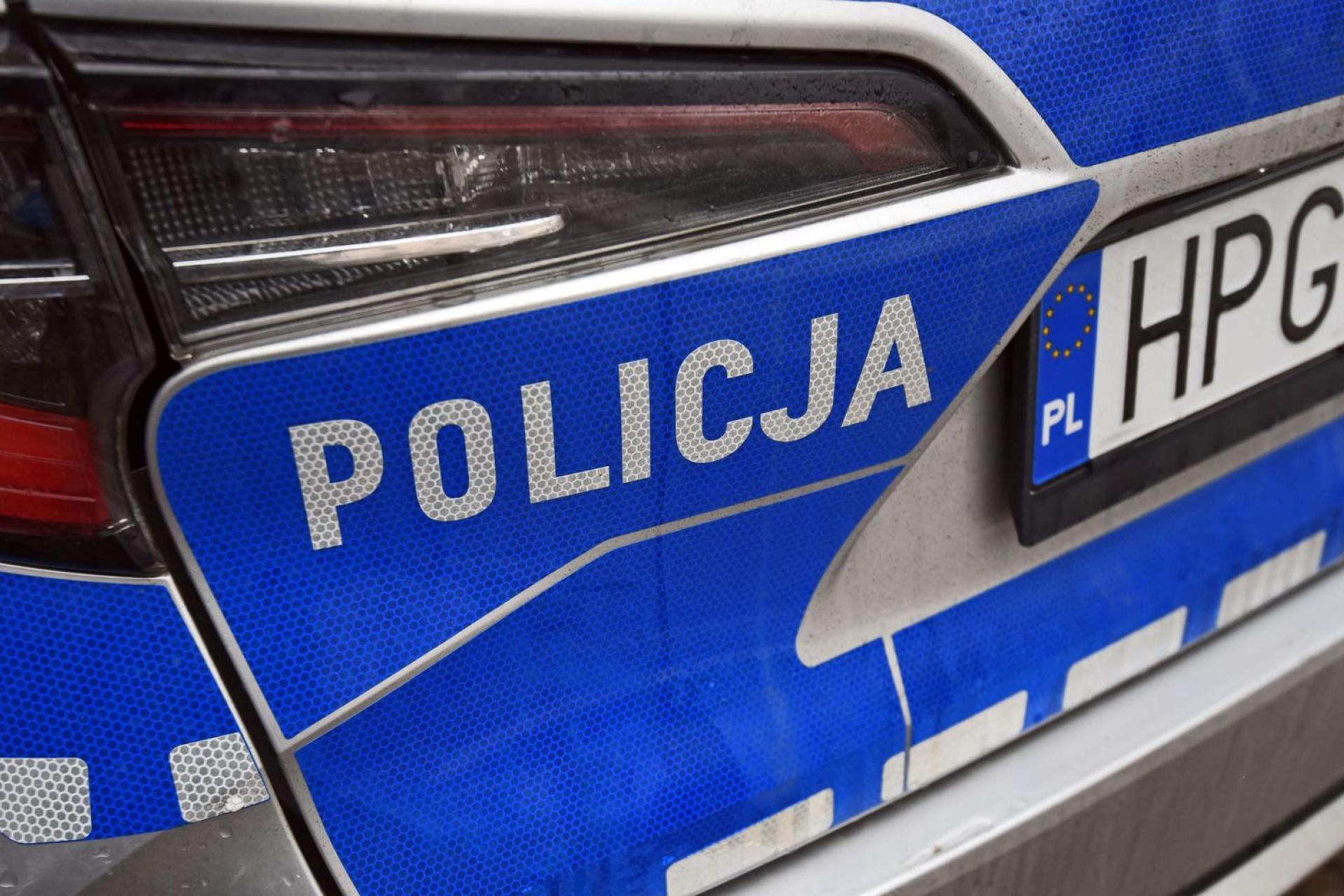 Poważny wypadek na DK94. Strażacy uwalniają zakleszczonego kierowcę