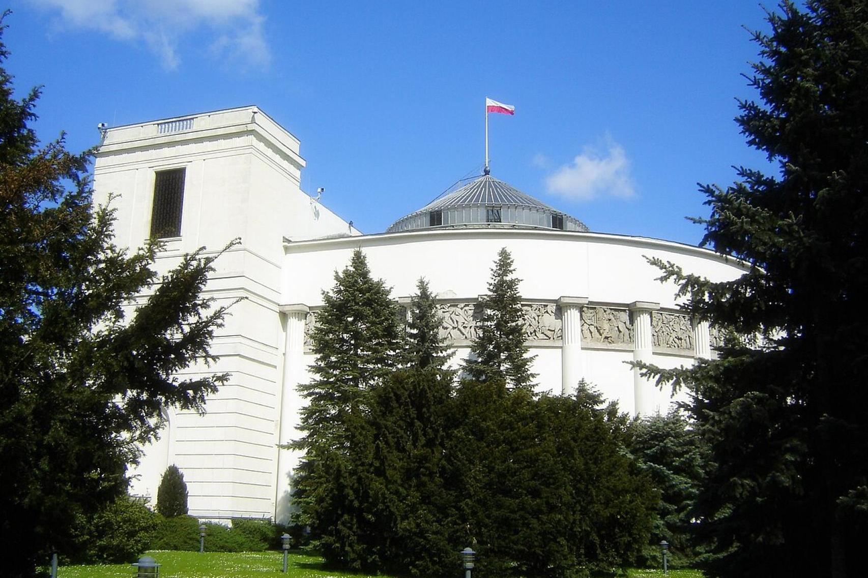Konfederacja liczy na wzrost poparcia w bastionie PiS i dementuje plotki o współpracy z L. Handzlem