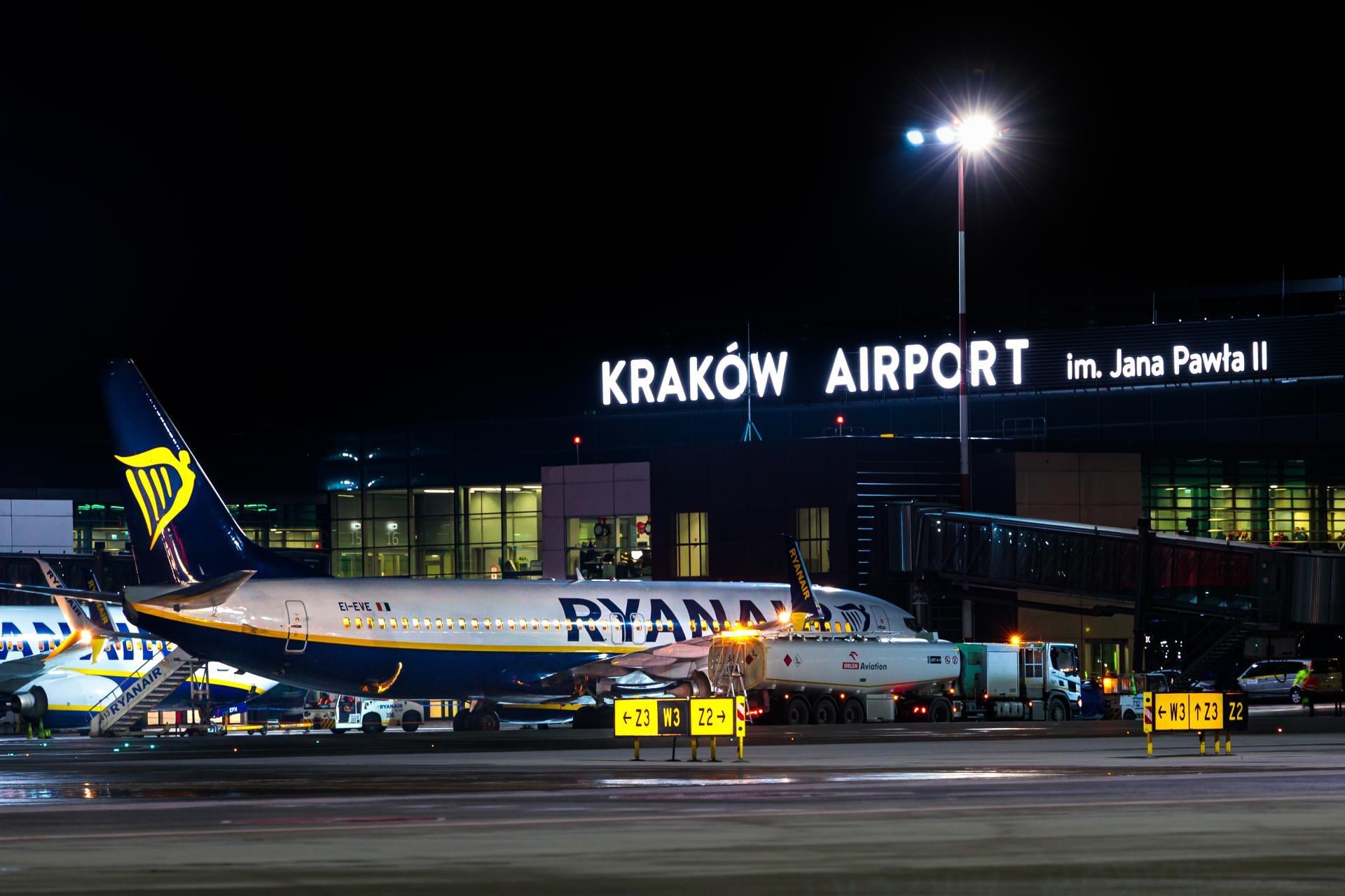 Koniec ze zdejmowaniem butów na krakowskim lotnisku. Kraków Airport pierwszy w Polsce