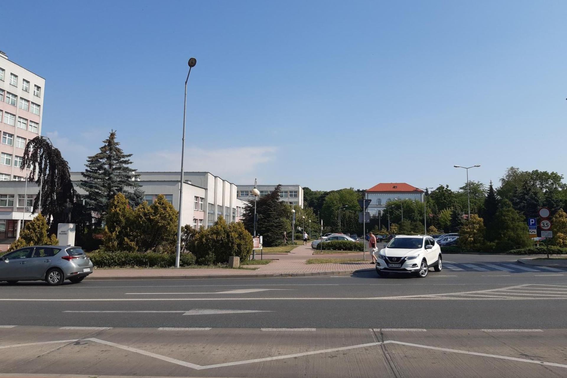 Rządowy program nie sfinansuje całej inwestycji. Tarnów szuka pieniędzy na parking ze schronem