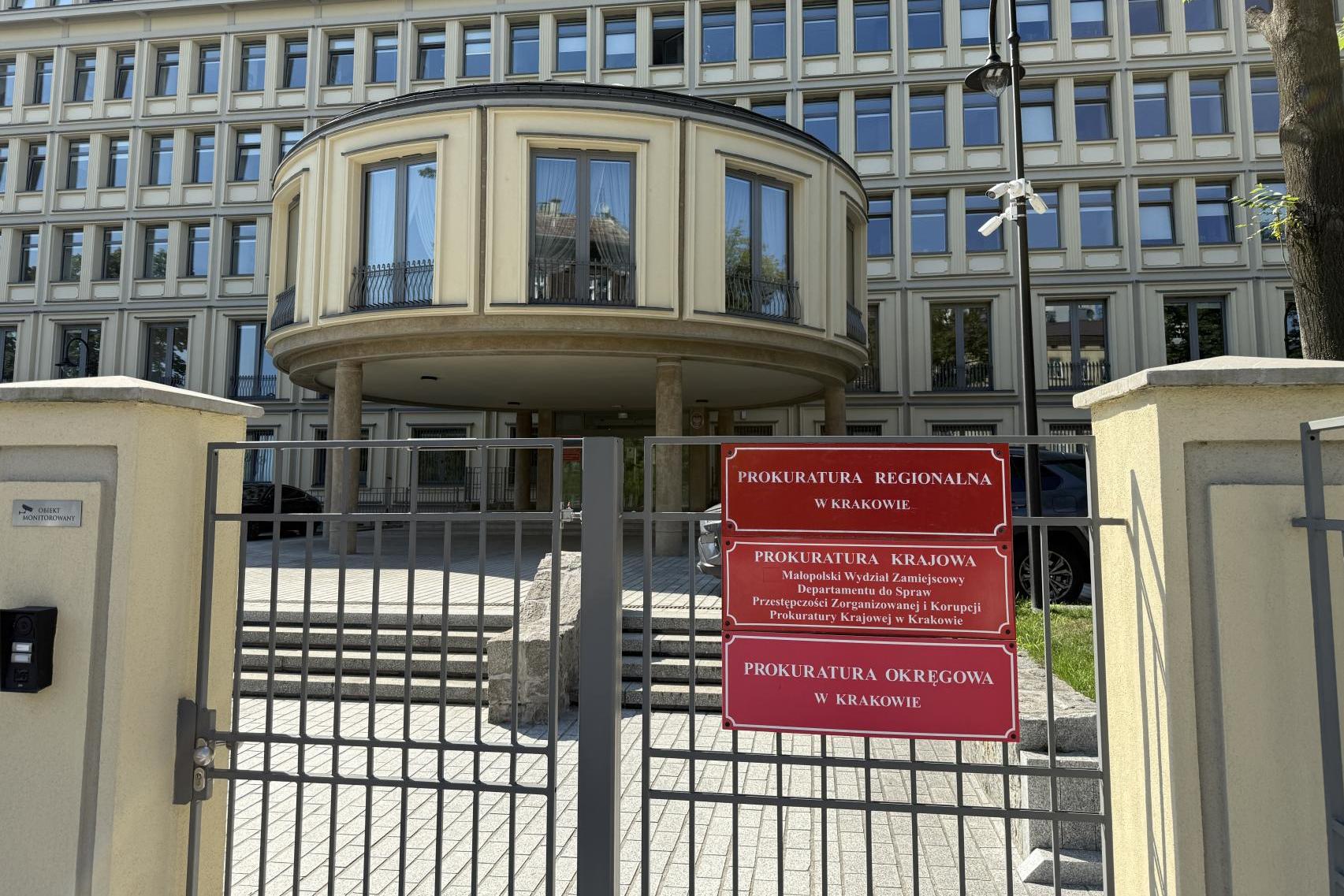 Pieniądze miały leczyć chore dzieci. Prokuratura: ponad 3 mln zł na osobiste potrzeby