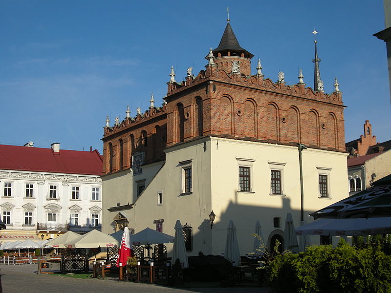 Ratusz w Tarnowie (fot. Christophoros43/Wikipedia)