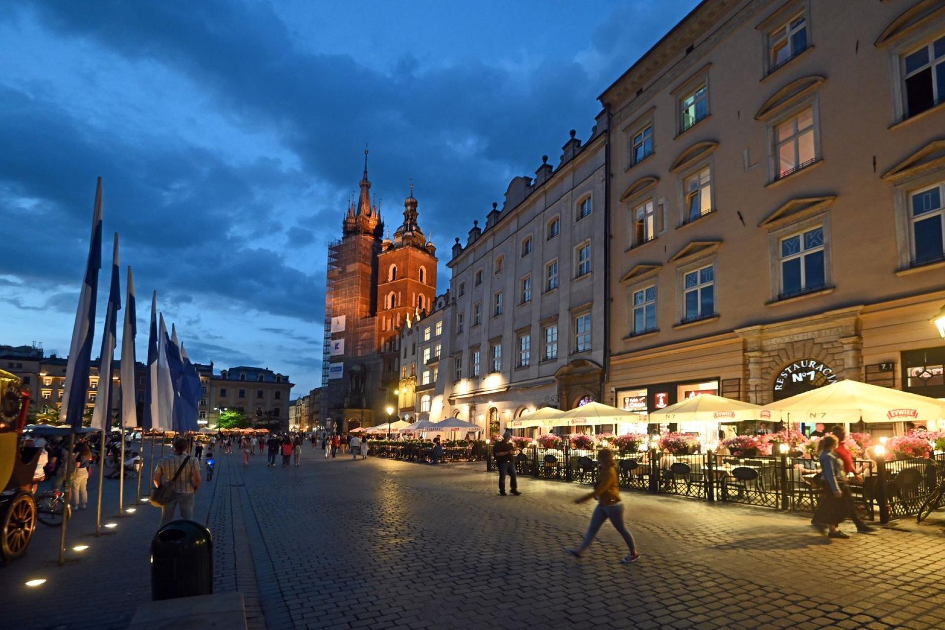 Weekendowe kontrole w centrum Krakowa. Strażnicy odnotowali 149 wykroczeń
