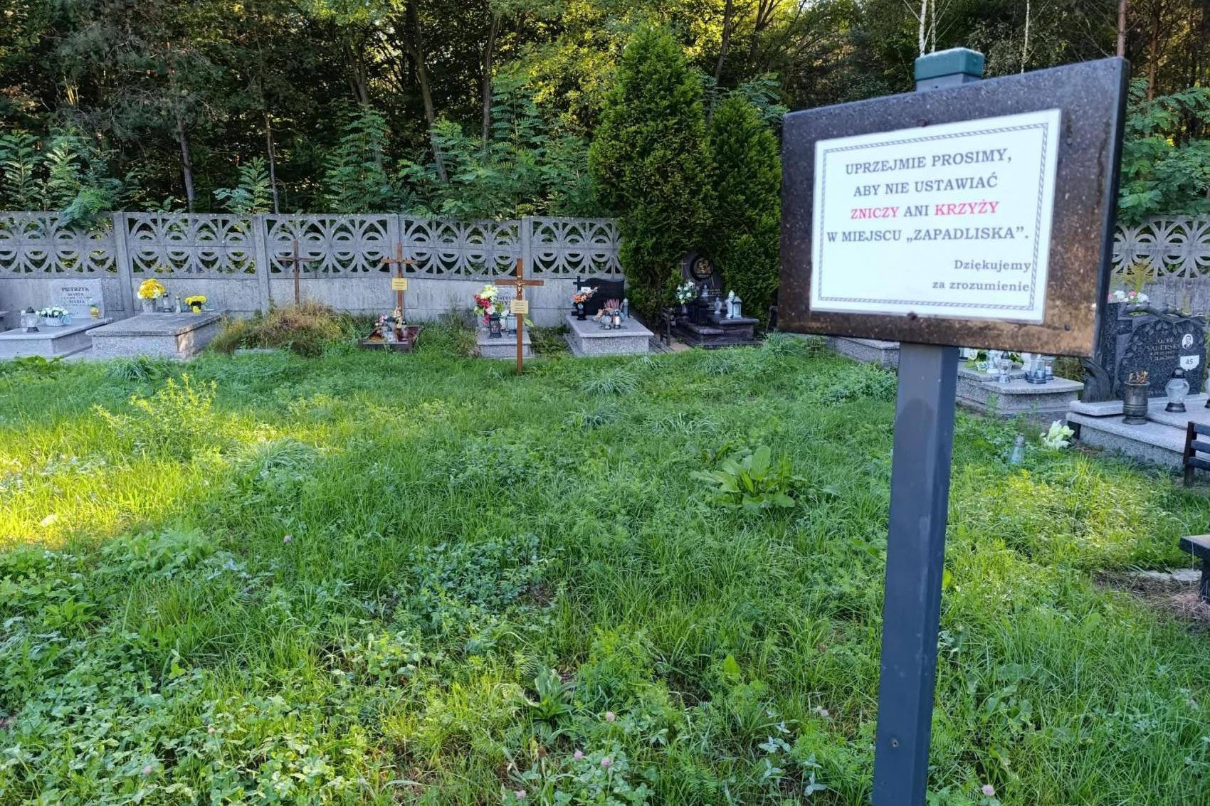 Cmentarz w Trzebini znów pod lupą. Sprawdzą, czy grunt jest stabilny