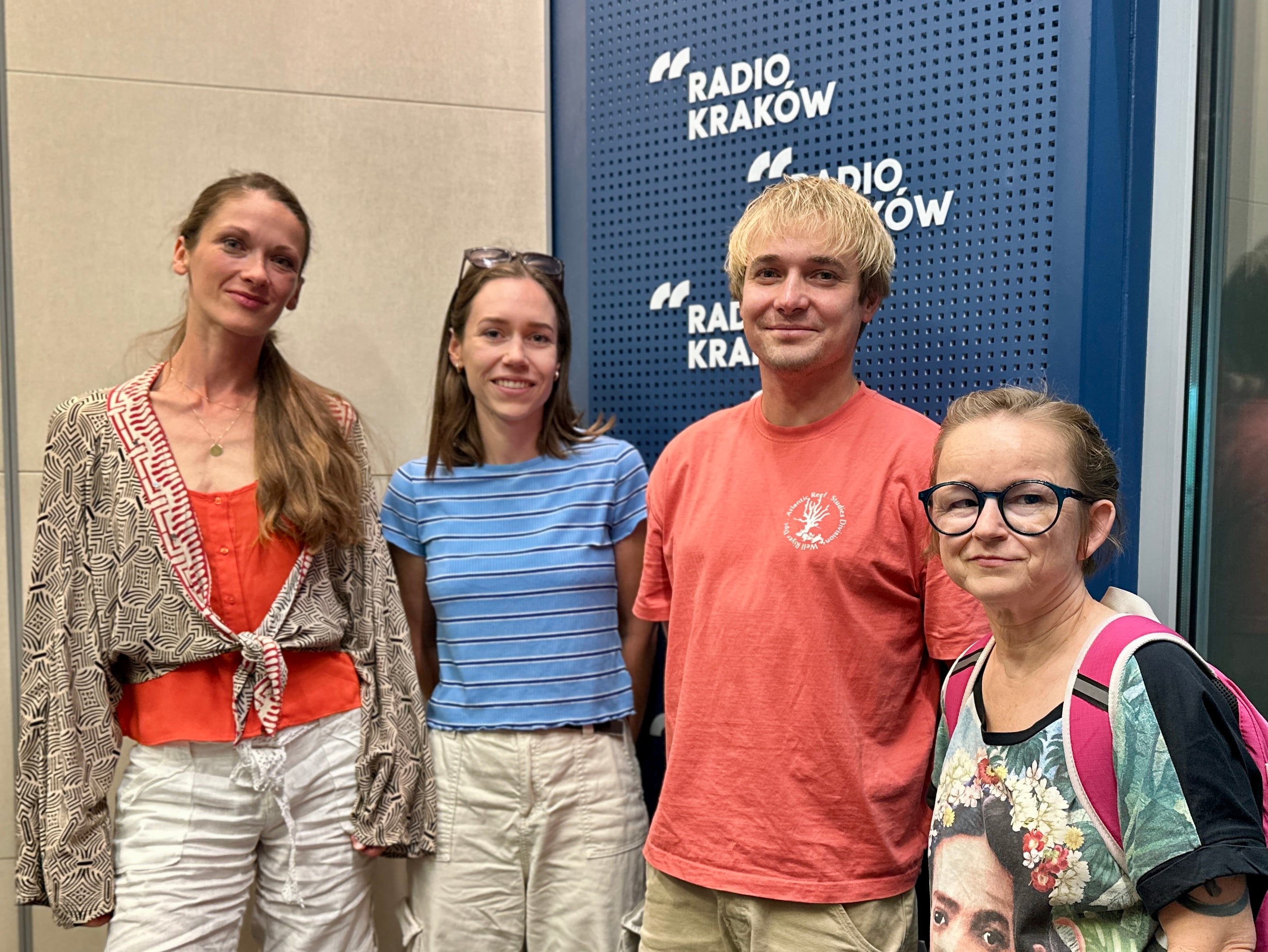 Agata Kamykowska, Ania Rejowska, Karol Miękina i Kasia Żeglicka w studiu Radia Kraków, fot. Aneta Hudzik