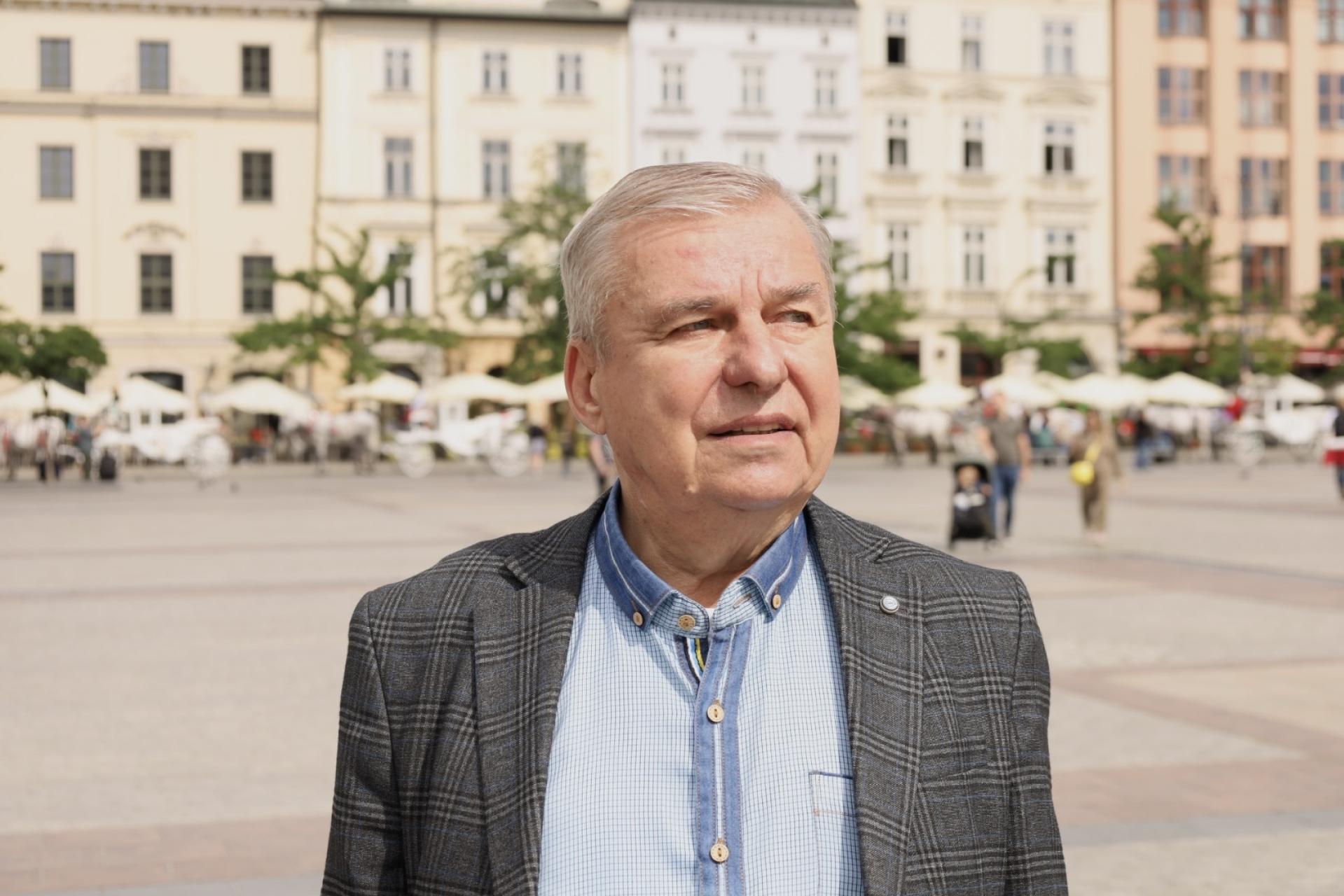 Mieszkania dla młodych i ?domy pogodnej jesieni?. Propozycje Sławomira Pietrzyka