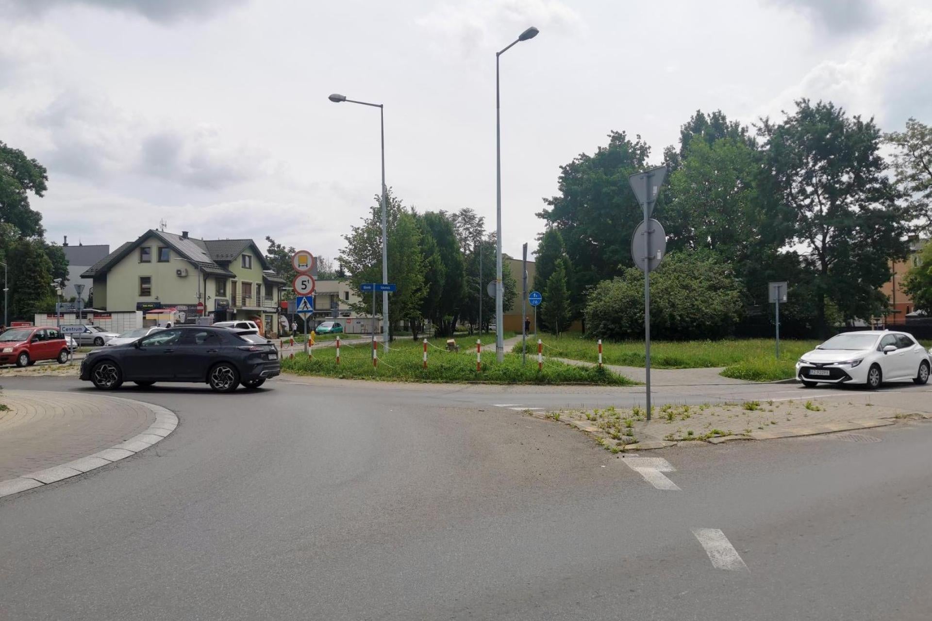 Plac ?Ofiar OUN-UPA 1939?1947?. Ta nazwa podzieli Tarnów?