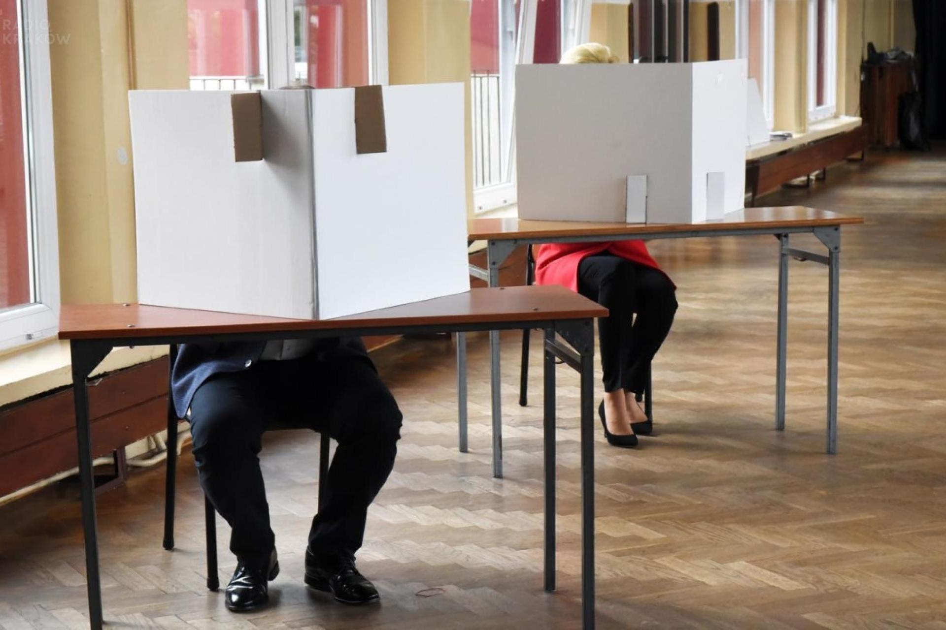 W niedzielę wybory prezydenta Krakowa. Jak oddać istotny głos?