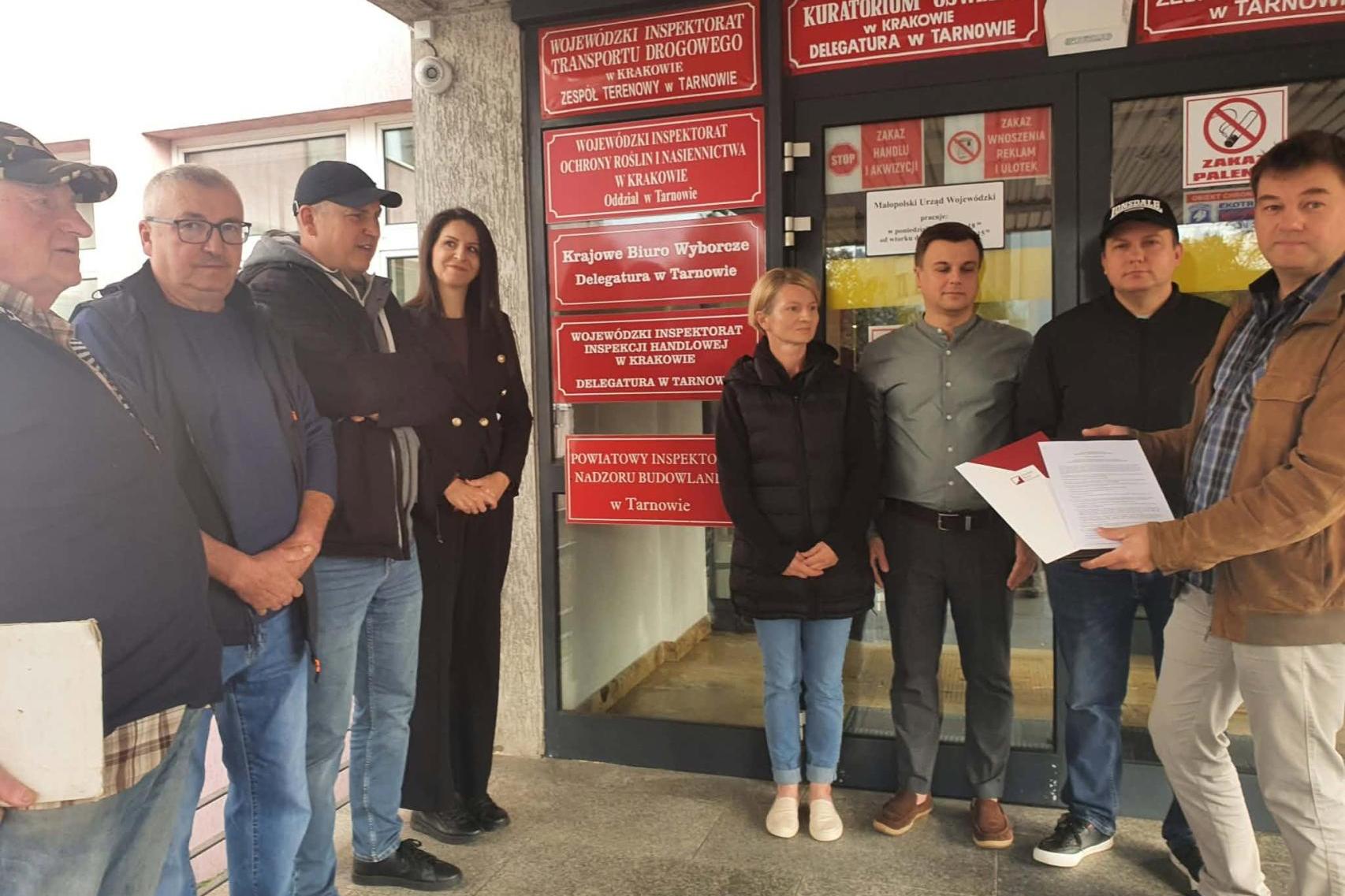 Referendum w Lisiej Górze. Wójt mówi o ?półprawdach i manipulacji?, inicjatorzy odpowiadają