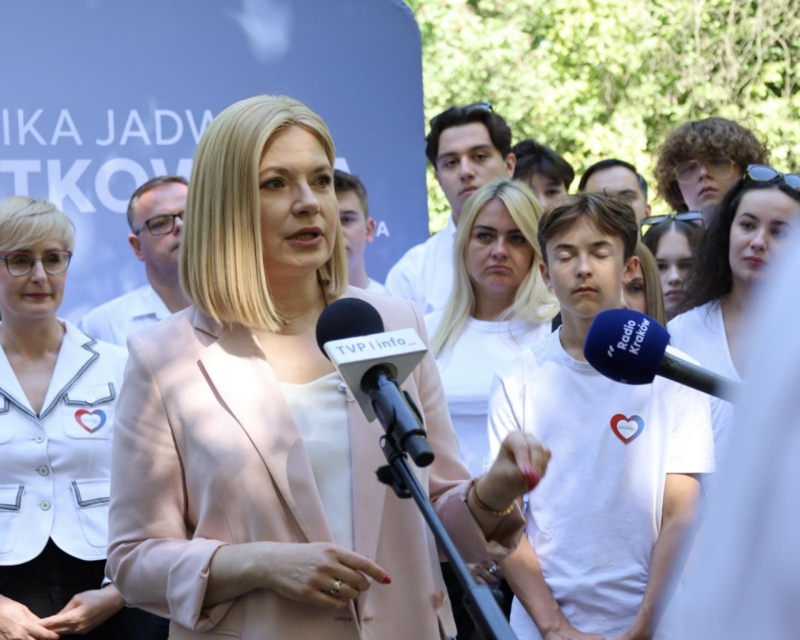 Monika Piątkowska chce współpracować z Marianem Banasiem. Były szef NIK ma przeprowadzić audyt finansów Krakowa