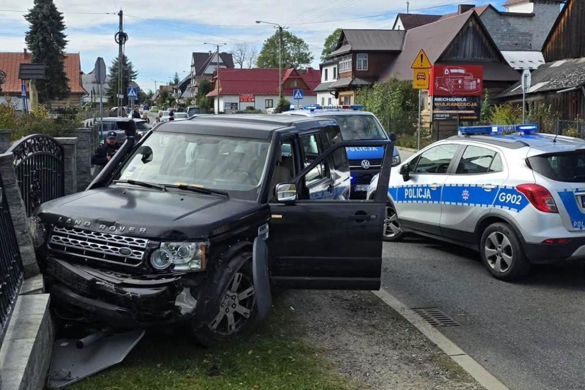 Uszkodziła stację paliw, sześć aut i motocykl. 59-latka usłyszała zarzuty