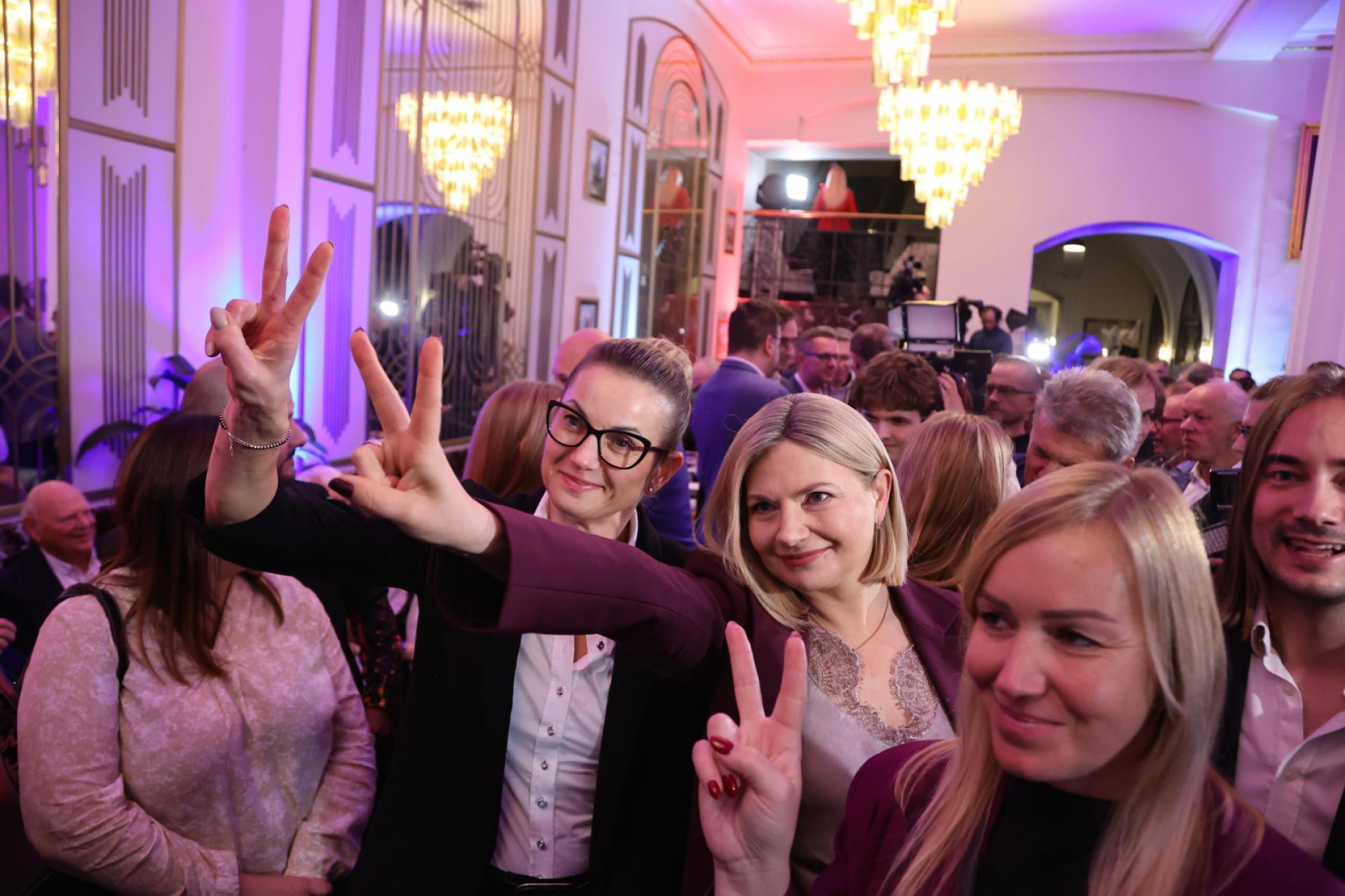 Kraków dał nauczkę partiom politycznym? ?Kandydaci przywiezieni w teczce mogą mieć dużo trudniej?