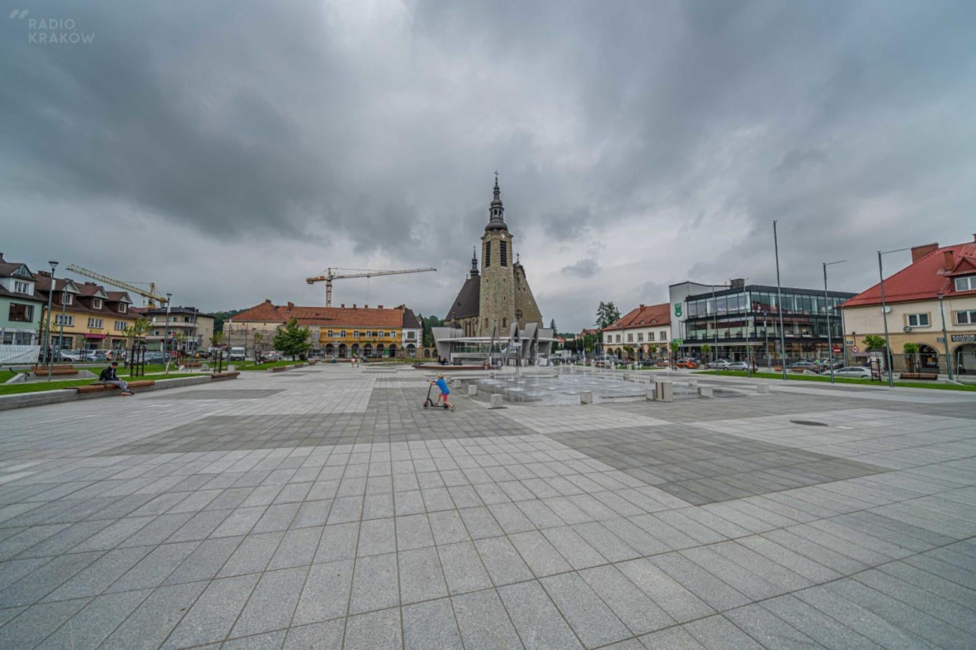 Spór o miejską kasę w Limanowej. Byli włodarze grożą obecnej burmistrz sądem