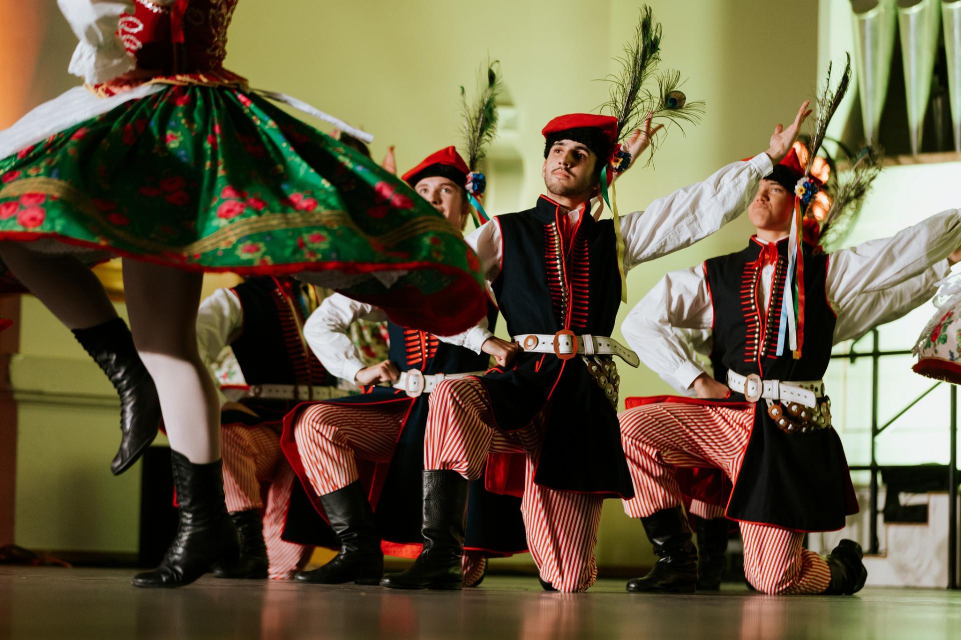 Piękna nasza Polska cała - Koncert Zespołu Pieśni i Tańca "Ziemia Lisiecka"