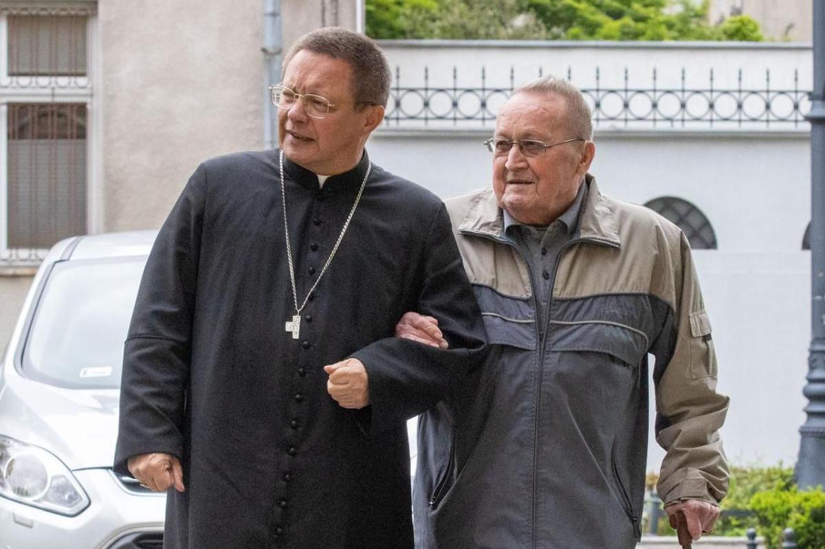 Kard. Grzegorz Ryś wspomina ojca. ?Był surowy, ale nigdy nie wątpiłem, iż mnie kocha?
