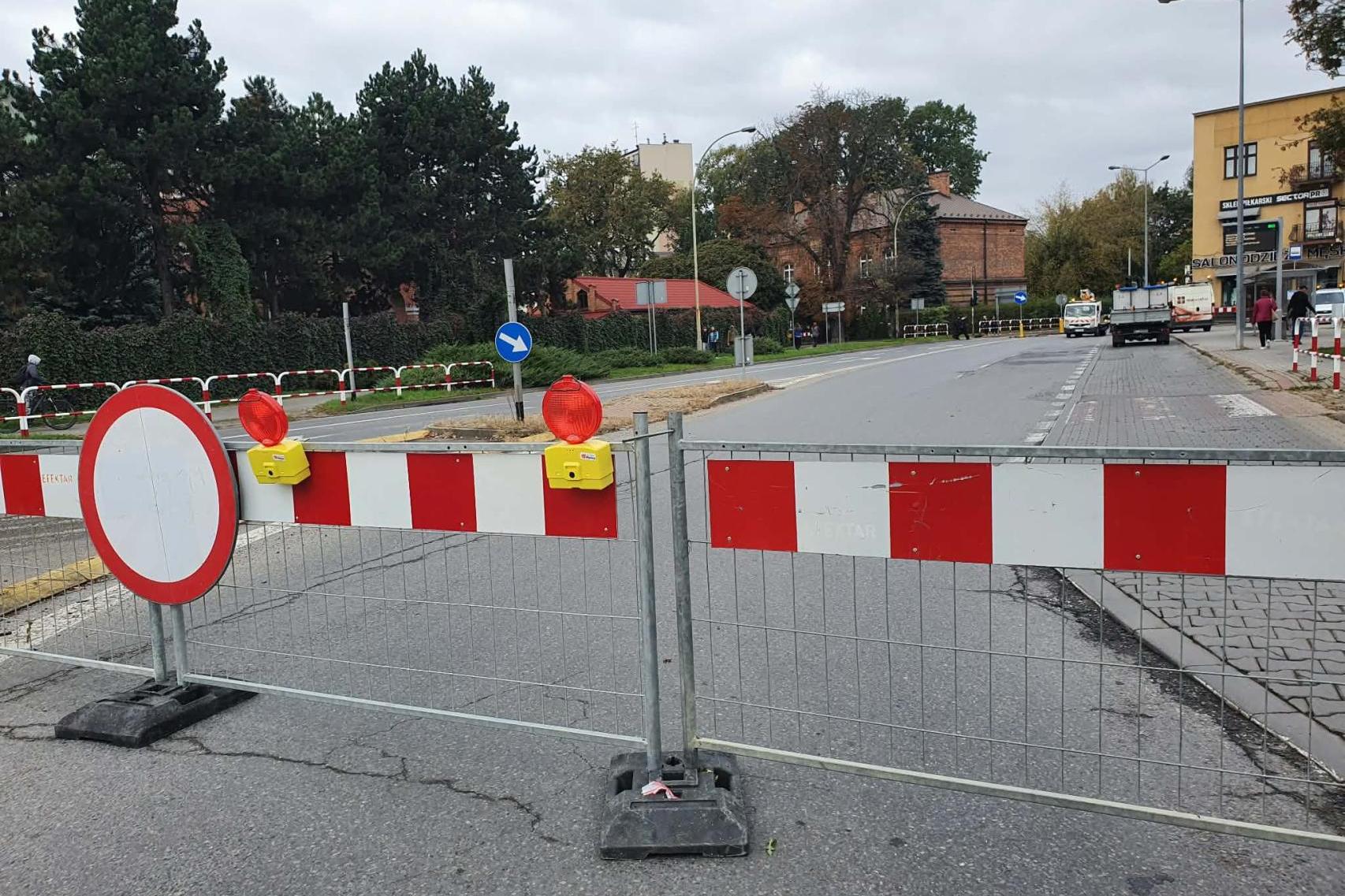 Ruszyła przebudowa ronda przy Owintarze. Rok wielkich utrudnień w centrum Tarnowa