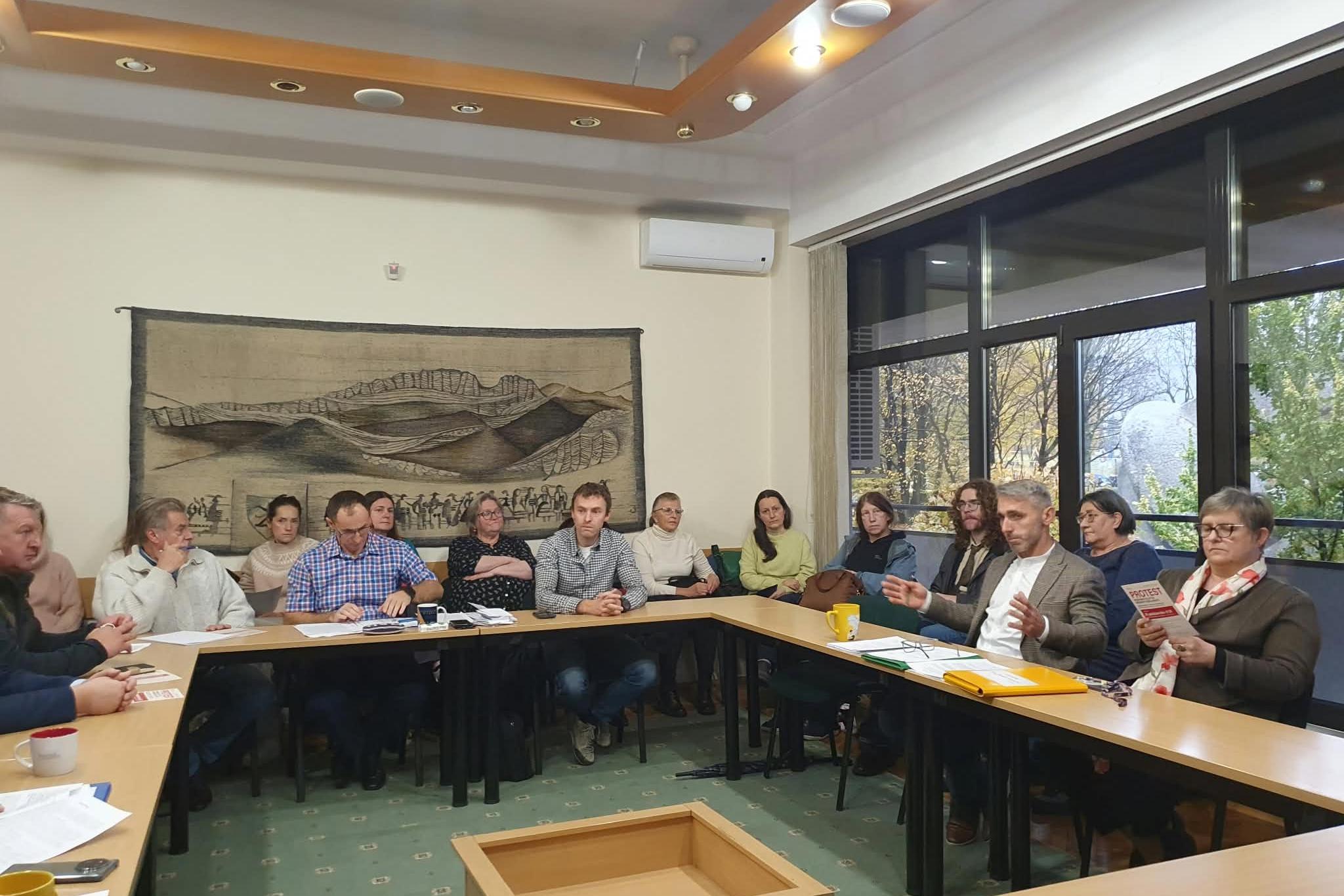 Mieszkańcy Zakopanego podczas spotkania ws. przebiegu obwodnicy. Fot. Filip Drożdż